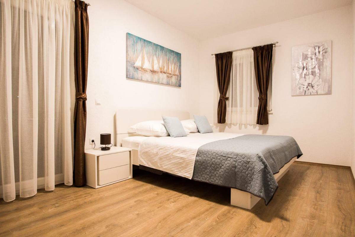 Apartments Cambio Kaštela Kültér fotó