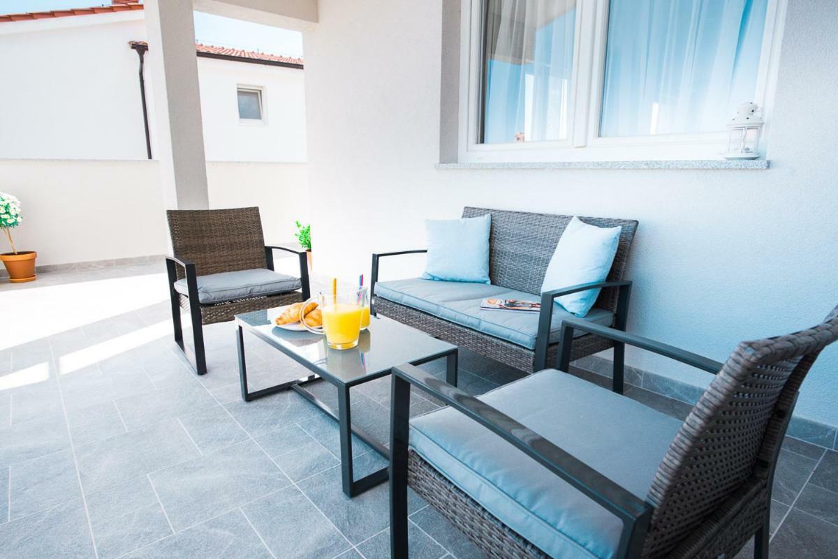 Apartments Cambio Kaštela Kültér fotó