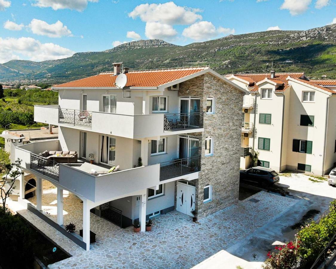 Apartments Cambio Kaštela Kültér fotó